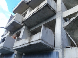 C1354 ΠΩΛΕΙΤΑΙ 150.000€ 3όροφη μεζονέτα στα μπετά, σύνολο 240 τ.μ. +30 6970847459